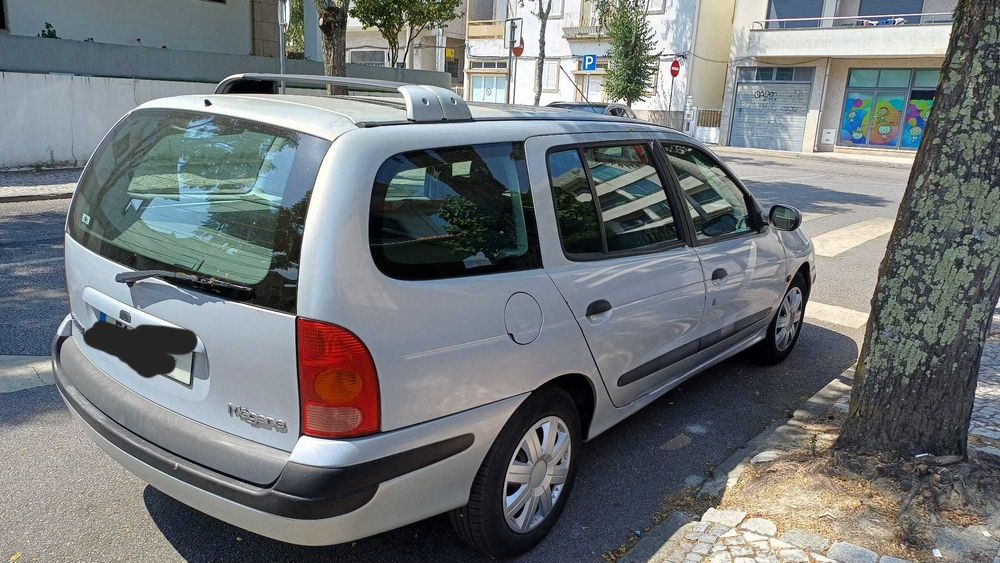Renault 2001 1.4 16v