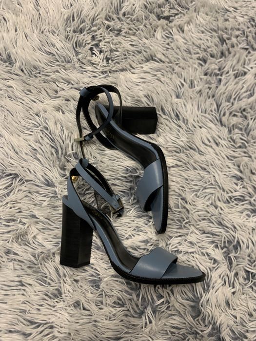 Жіночі шкіряні туфлі сандалі Prego - 36