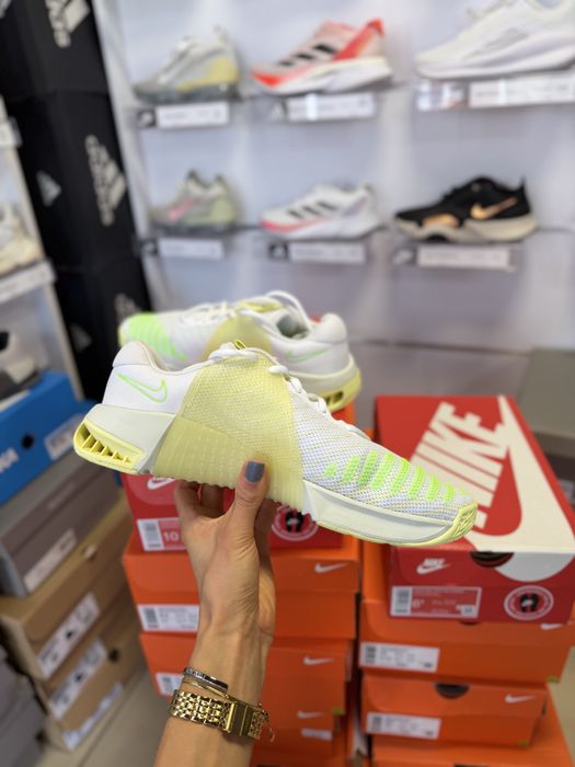 Оригінальні чоловічі кросівки Nike Metcon 9 DZ2537-106
