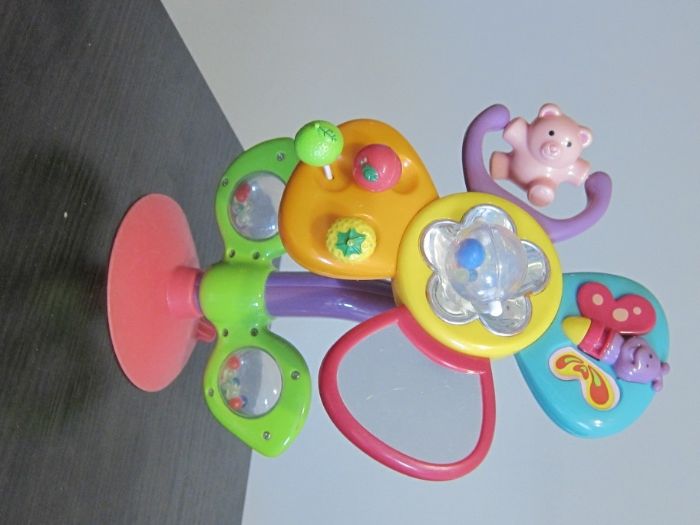 Interaktywna zabawka Kwiatek