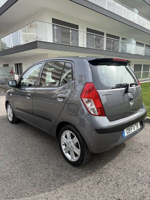 Hyundai I10 * 93 mil km * Nacional * Full Extras * Fiável * Econômico