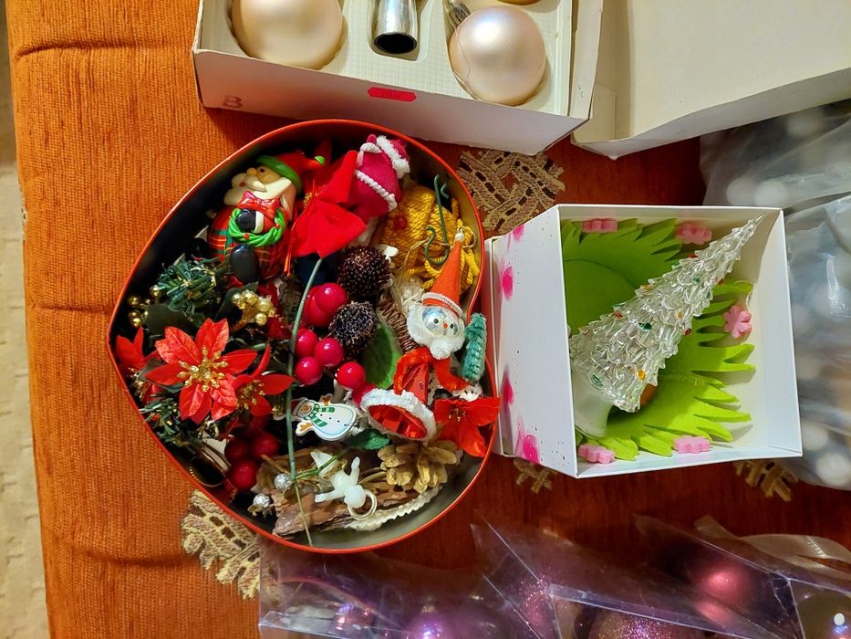 Ozdoby świąteczne/ bombki / używane