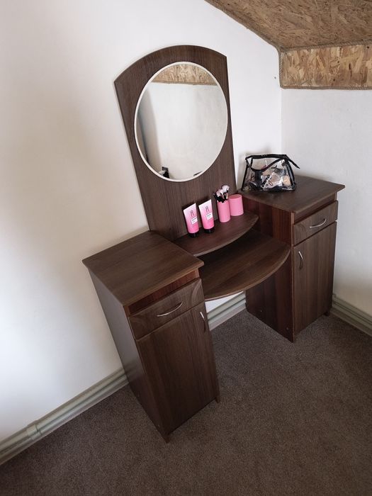 Продам дзеркало в спальню