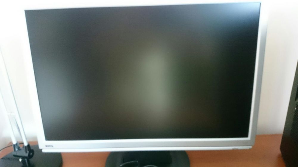 Komputer LG +monitor BENQ 22" + klawiatura