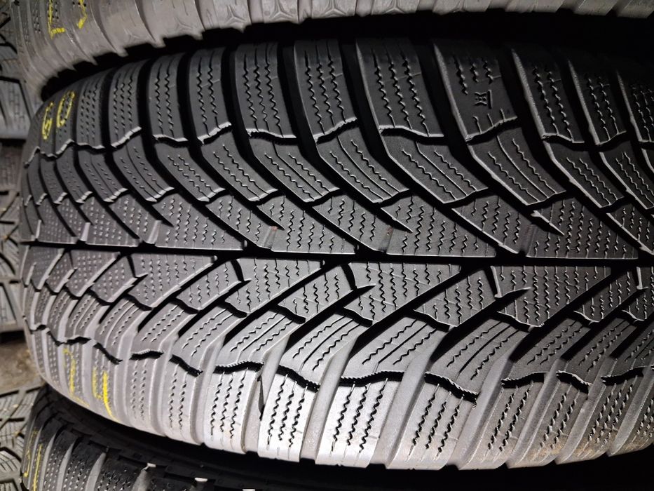 225/45 17 Kumho Winter Craft 71 ПАРА ШИНИ Б/у зима