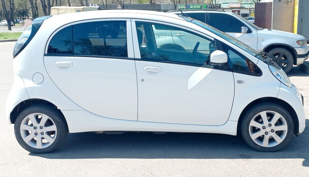 Mitsubishi I-MiEV  2019