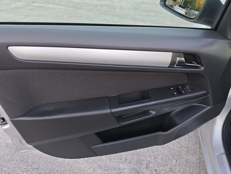 Opel Astra H 1.7 дизель