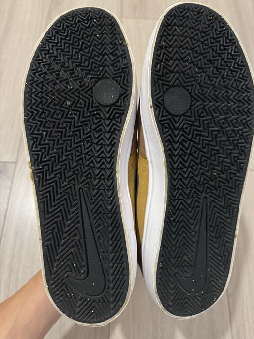 оригінальні кросівки Nike SB Check