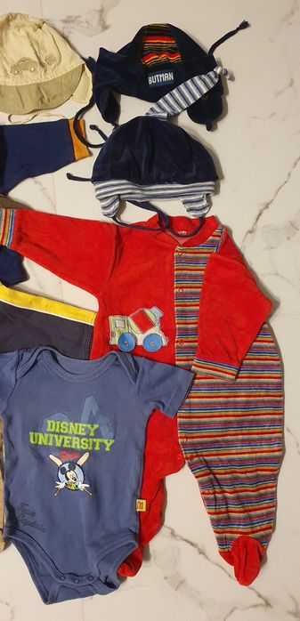 Zestaw ciuchów dla chłopca 74 cm koszulki bluzki spodnie kurtka czapki