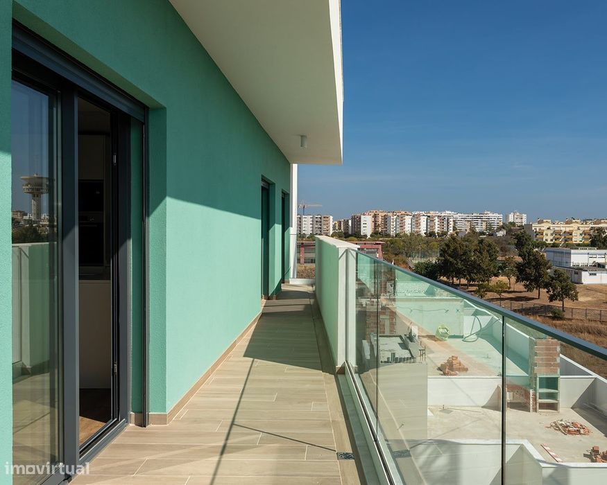 Apartamento T3 Duplex

3-bedroom duplex apartment