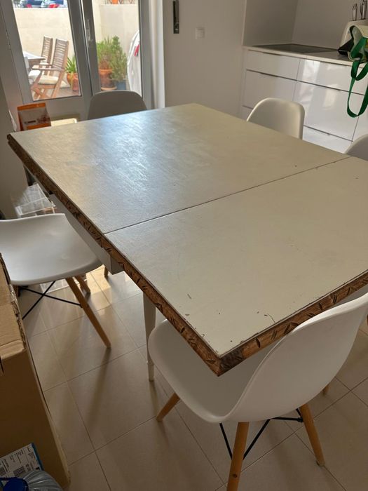 Mesa antiga Restaurada