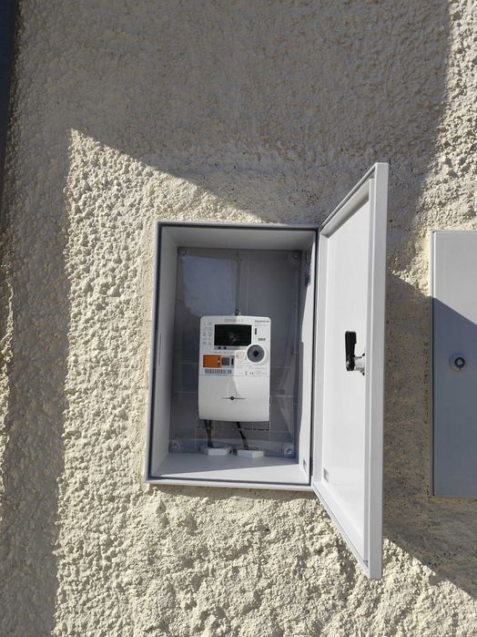 Instalações Eléctricas/ Carregadores para Automóveis