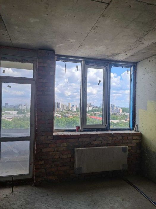 Продам для великої сім'ї 2к квартиру Нивки Щербаківського 52