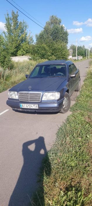 Мерседес-Бенс 1995 рік