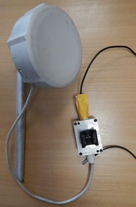 IP-камери Hikvision DS-2CD1A43G0-IZU 2.8-12mm з WiFi містом та роутером