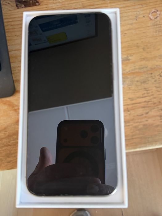 Iphone 15 pro max 1tb de memoria