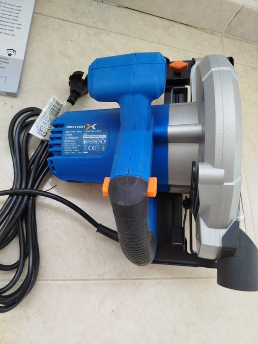 Serra circular Dexter