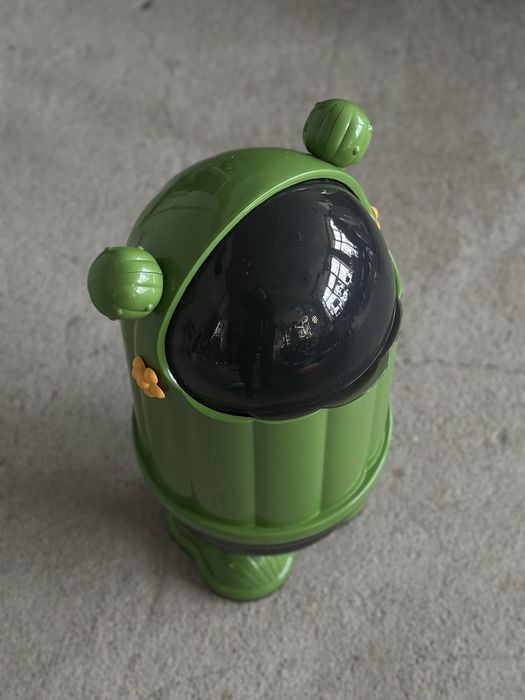 Retro pojemnik UFO ufoludek Space Age kosz na smieci Modern design