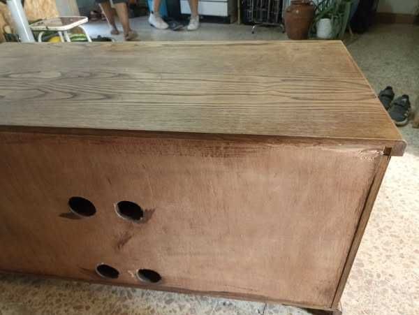 Móvel de madeira para TV