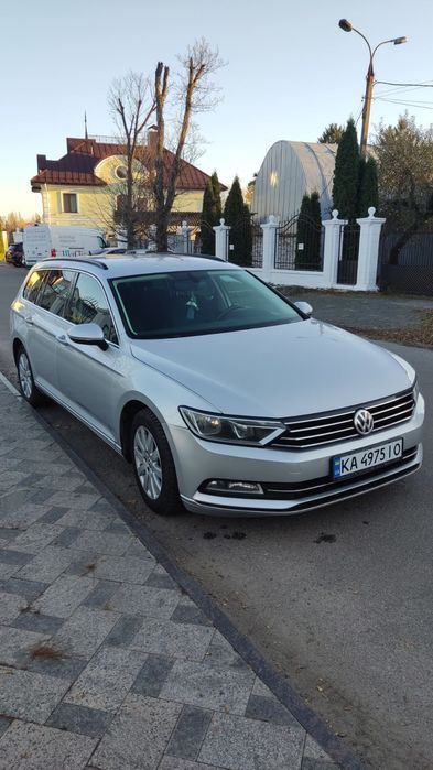 Продам автомобіль Volkswagen Passat B8