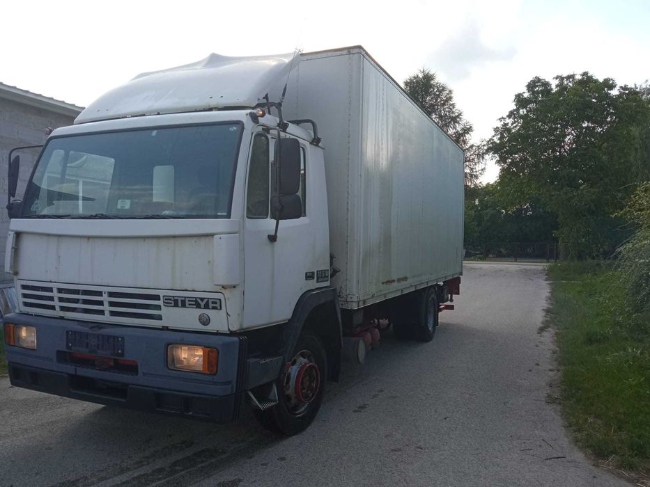 STEYR 11S18 Kontener z windą