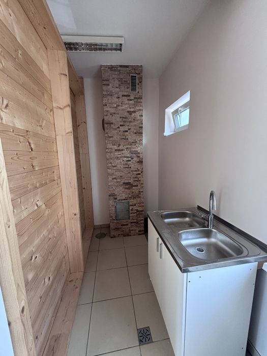 Wynajem pomieszczeń usługowo-handlowych, Jarzynowa 54 Łódź