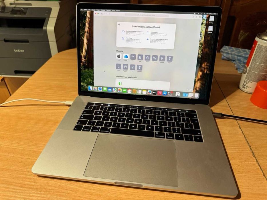 Apple Macbook Pro 15" 2018 i7 16/256 G017