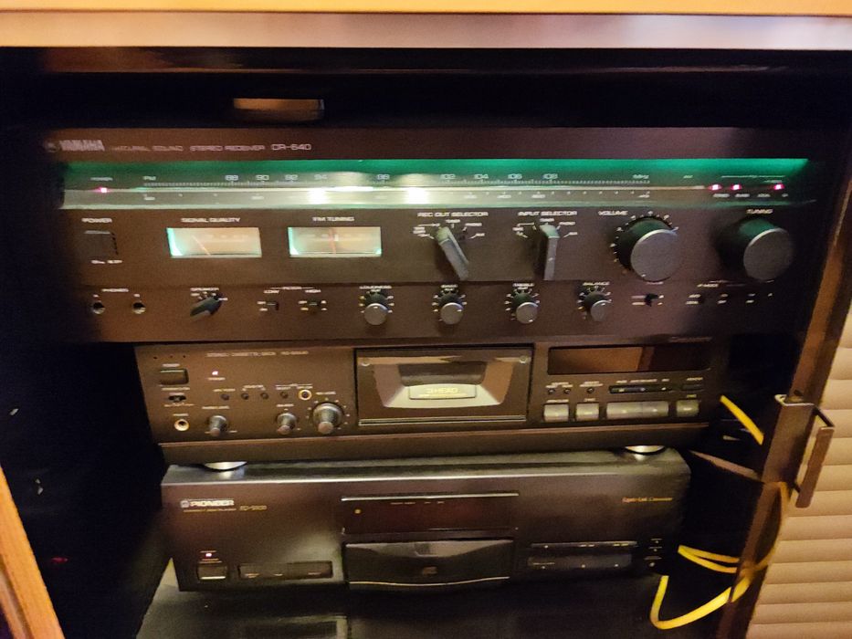 Sprzedam amplituner vintage Yamaha CR-640 z kolumnami