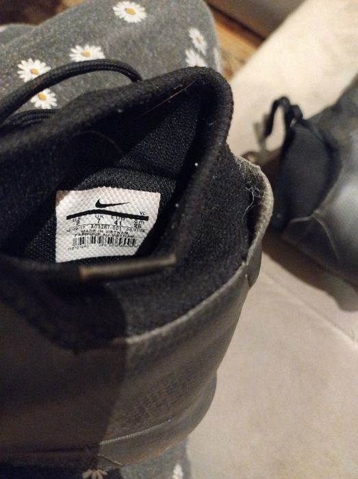 Buty Nike piłkarskie r.41