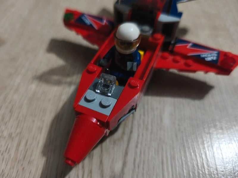 LEGO 60177 – Airshow Jet