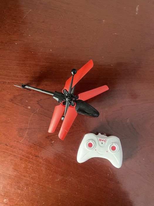 Helicoptero de brincar