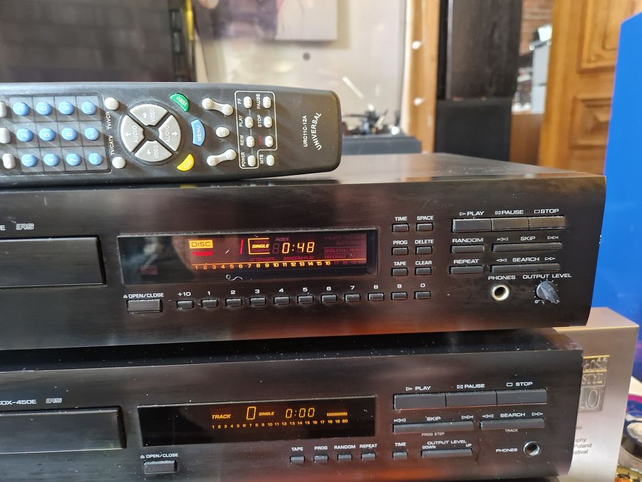Odtwarzacz CD Yamaha CDX 560 z pilotem