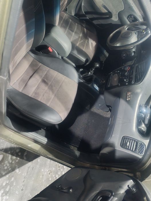 Sens 2004 повністю ціла.сів поїхав