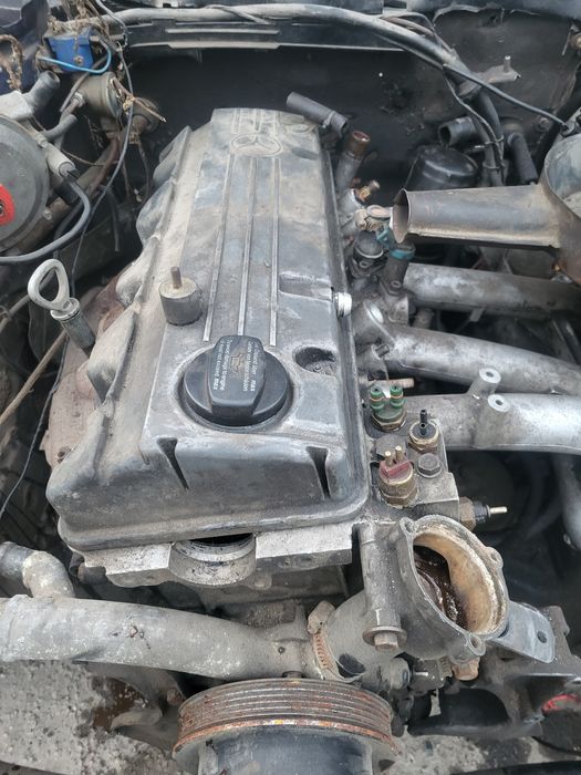 Мотор двигатель двигун m102 m103 блок ГБЦ