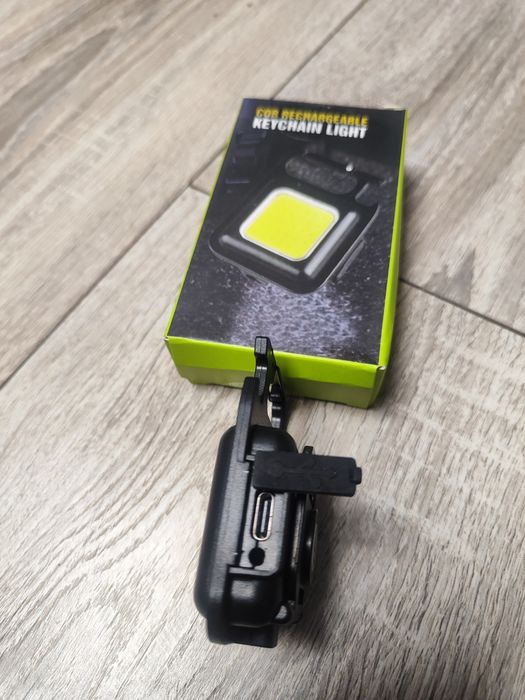 Led ліхтарик карманний USB.