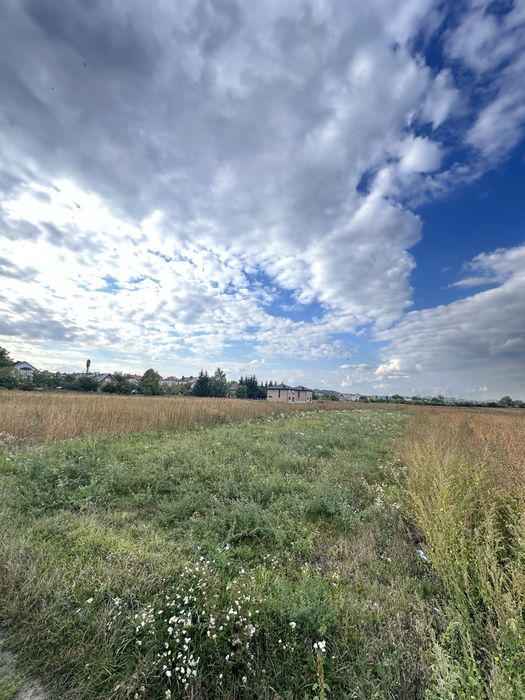 Продам ділянку 10сотих в Петриках