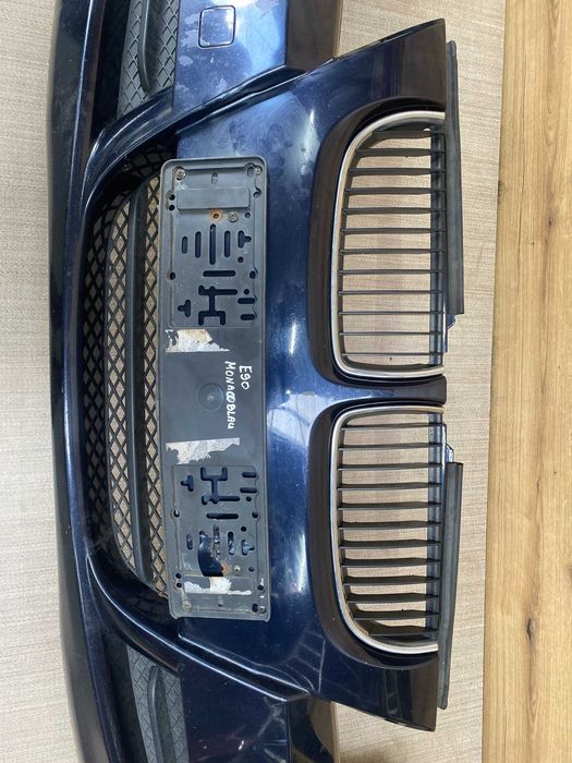 Zderzak przedni Bmw e90 kolor Monacoblau