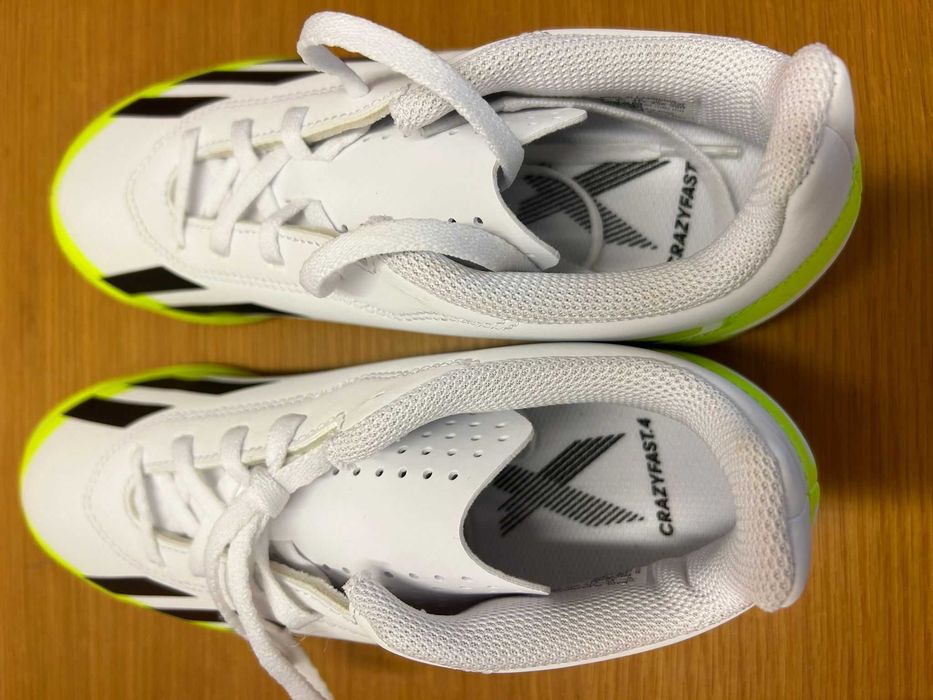 CHUTEIRAS ADIDAS ORIGINAIS TAMANHO 37 NOVAS