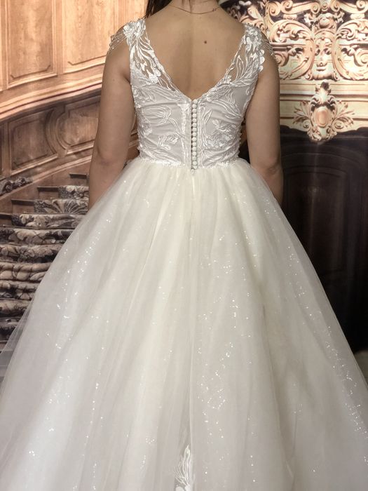 Продам весільну сукню!!!