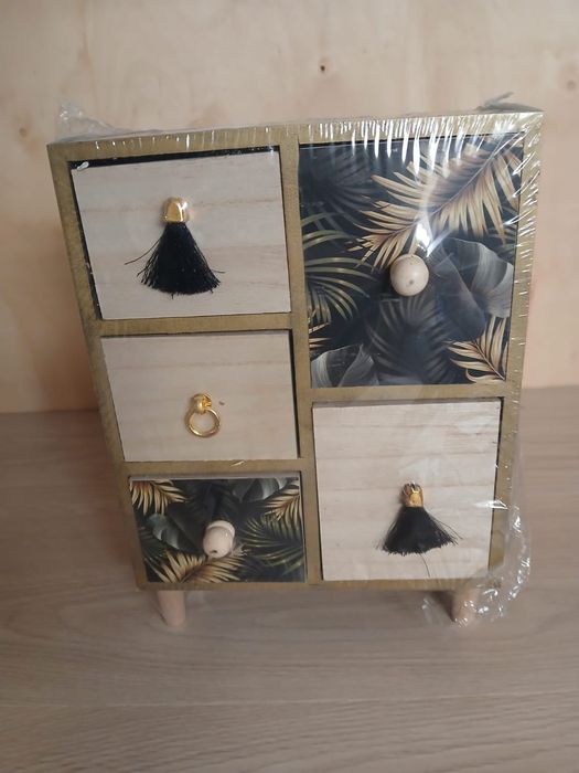 Porta-joias/armário arrumação