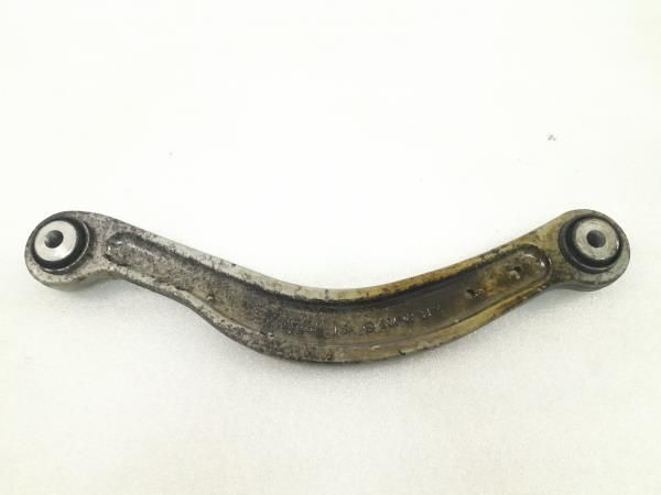 Braço de suspensão trás esquerdo MERCEDES-BENZ Classe C (W204)