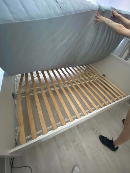 łóżko białe ikea
