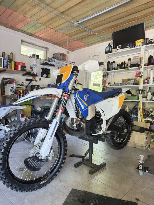 Husqvarna TE300 2025