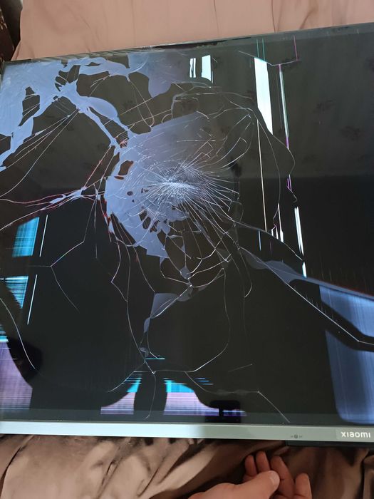 Телевизор Xiaomi TV Q1E 55 битая матрица