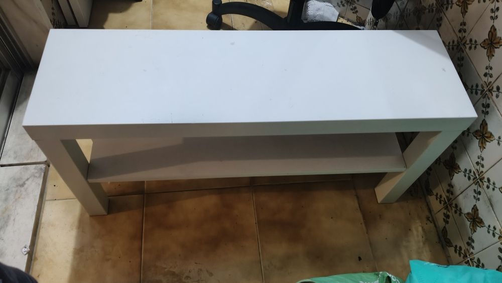 Mesa de Apoio / televisão etc