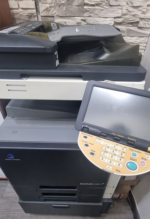 Konica Minolta bizhub c220