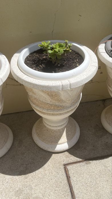 6 vasos em pedra de exterior