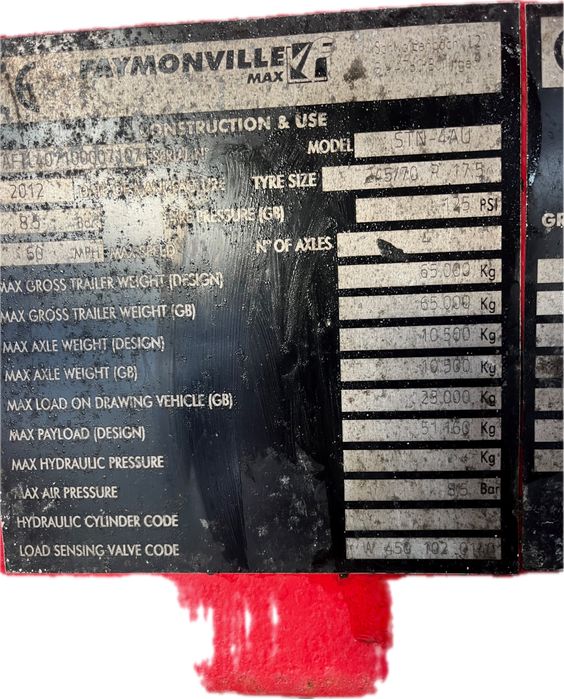 Laweta niskopodwoziowa. Przyczepa ciężarowa.