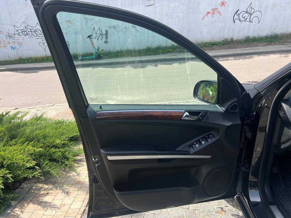 Продам Merсedes-Benz ML 320CDI W164 3.0D 2005