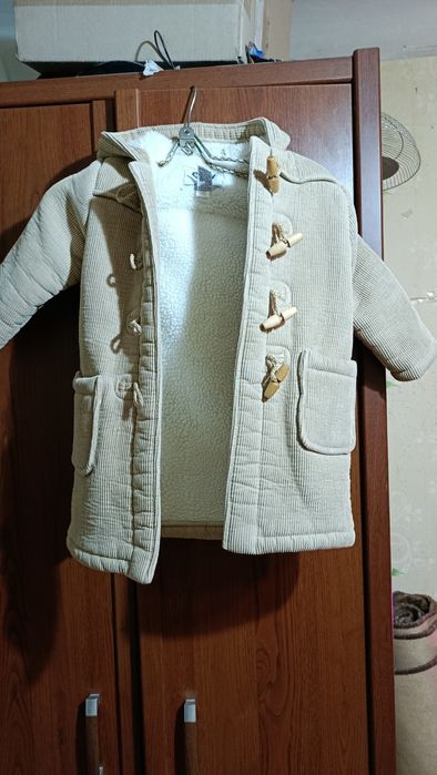 Пальто детское девочка 4года